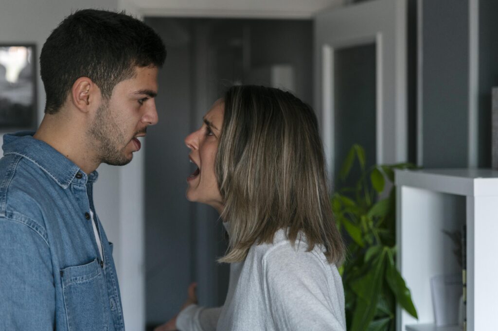 Saiba como identificar um relacionamento tóxico Saiba como identificar um relacionamento tóxico